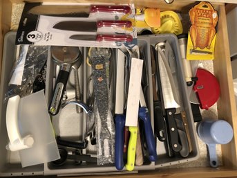 Kitchen Drawer Contents - Knives