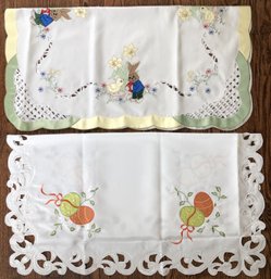 2pc Easter Theme Table Toppers