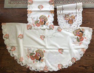 3pc Fall Table Runners & Tablecloth