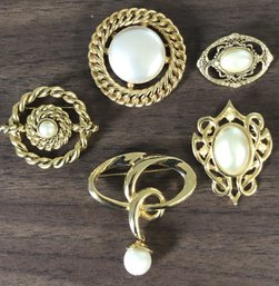 5pc Costume Jewelry Brooches - Gold Tone W/ Faux Pearls