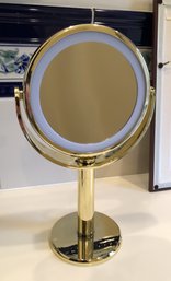 Gold Plastic Light-up Magnifying Mirror