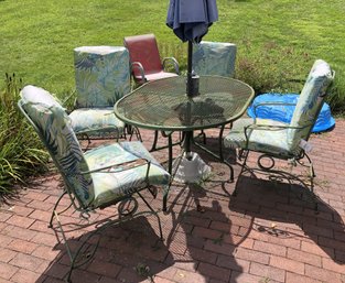 Vintage Metal Patio Table & Chairs