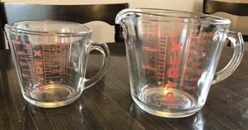 2 Vintage Pyrex Glass Measuring Cups
