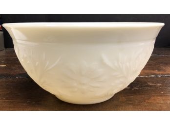 Vintage Anchor Hocking Milk Glass Mixing Bowl