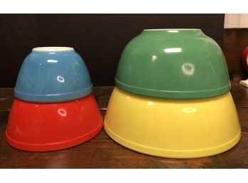Early Set Pyrex Primary Color Mixing Bowls