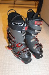 Ski Boots-Atomic Silver Size 25.5