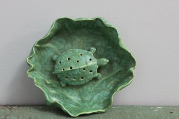Adorable Vintage Green Turtle Flower Frog