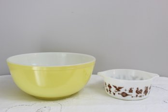 Two Vintage Pyrex Bowls