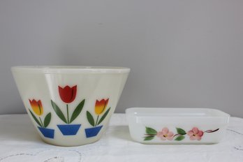 Vintage Fire King Lot Tulip Mixing Bowl And Refrigerator Dish