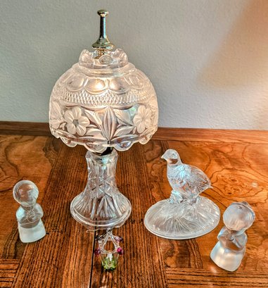 Cute Crystal Cut Small Lamp With Glass Praying Children And More