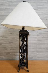 Table Lamp With Black/gold-tone Metal Base & Beige Paper Square Shade (tested)