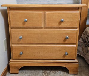Light Wood Bedside Table/small Dresser With 2 Drawers