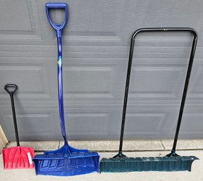 3 Snow Shovels Incl Extra Wide & Miniature Shovels