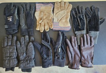 Winter Clothing Items Incl Gloves, Ear Warmers & Bike Gloves