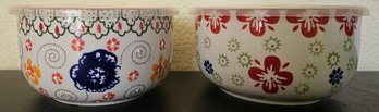 2 Signature Housewares Incorporated Bowls With Steamer Lids