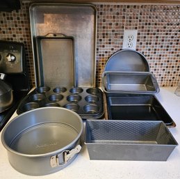 Metal Bakeware Incl Cake Pans, Loaf Pans, Muffin Pans & Baking Sheets By FarberWare, Kaiser & More