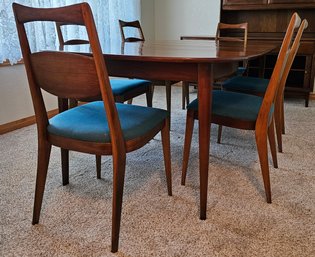 Mid-century Wooden Dining Table With 2 Leaves & 5 Chairs With Turquoise Upholstered Seats & 1 Captains Chair