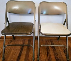 4 Samsonite Folding Chairs (one Does Not Match The Other 3)