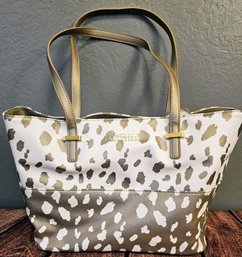 Kenneth Cole Reaction White And Grey Purse