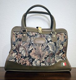 Nice Floral Tote By Lark