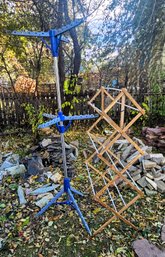 Plastic And Metal Tripod Drying Rack With Wooden Drying Rack