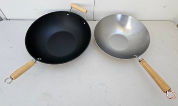 2 Woks Incl 12' Stainless Steel & 14' Nonstick