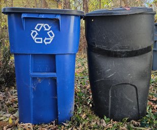 2 Trash Can & 1 Recycling Can