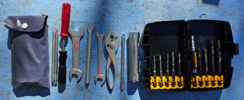 Dewalt Drill Bits & Small Tool Kit