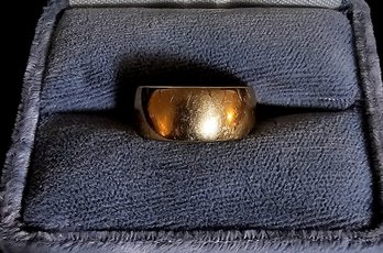 14k Yellow Gold Band Size 6.5