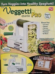 New In Box Veggetti Pro Vegetable Cutter Kit
