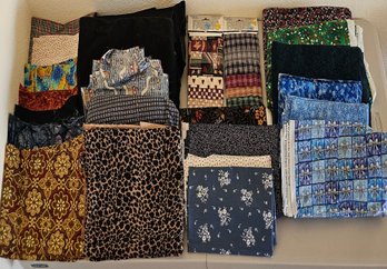 Lot Of Scrap/yardage Quilting Fabric Incl Solid Color, Patterned & More