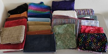 Assortment Of Yardage/scrap Upholstery & Crafting Fabrics Incl Silky, Knits, Suede, Glitter & More