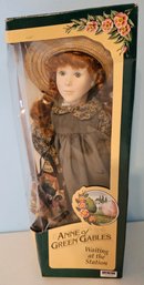 Vtg Anne Of Green Gables Waiting At The Station Doll In Original Box