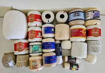 Lot Of Whites & Creams Knitting/crochet Yarn Incl Bernat, Aunt Lydia's, DMC & More