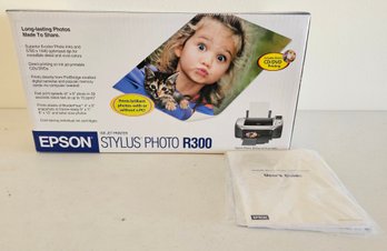 Epson R300 Printer With Original Box & Manual