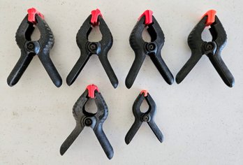 6 Small Plastic Clamps