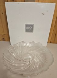 Mikasa 13' Spun Silk Platter