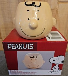 Peanuts Charlie Brown Sculpted Ceramic 20oz. Mug NIB