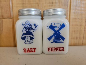 Mckee Milk Range Top Salt And Pepper