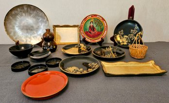 Beautiful Asian Serving And Decoration Set: Gold And Ceramic Decorative Plates, Amber Saki Bottle