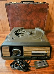 Vintage Singer Caramate 3200 Slide Projector With Internal Cassette Player W Remote And Leather Carrying Case