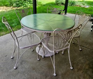 MCM Vintage Woodard Wrought Iron Patio Pedestal Table W Tempered Glass Top And 5 Chairs