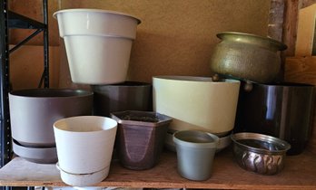 Hand Hammered Brass Cache Pot With Flower Pots