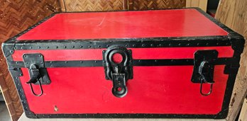 Vintage Red Travel Military Footlocker With Divided Top Tray And Is Lockable