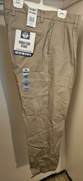 New Dockers Signature Khakis 32x30, With Tag