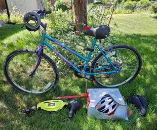 Womens Green And Purple Magna Reat Divide 10 Speed, Trek Helmet