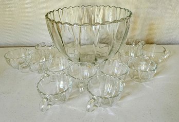 Nice Glass Punch Bowl With 12 Glasses (one Is Odd)