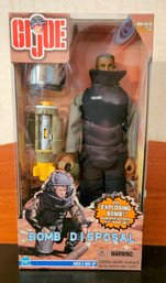 Hasbro 1999 GI Joe Bomb Disposal