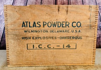 Antique 1920's Atlas Powder Co. Wood Crate Wilmington, Delaware, USA