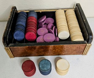 Antique/vintage Set Of Clay Poker Chips With Box With Purple Chips